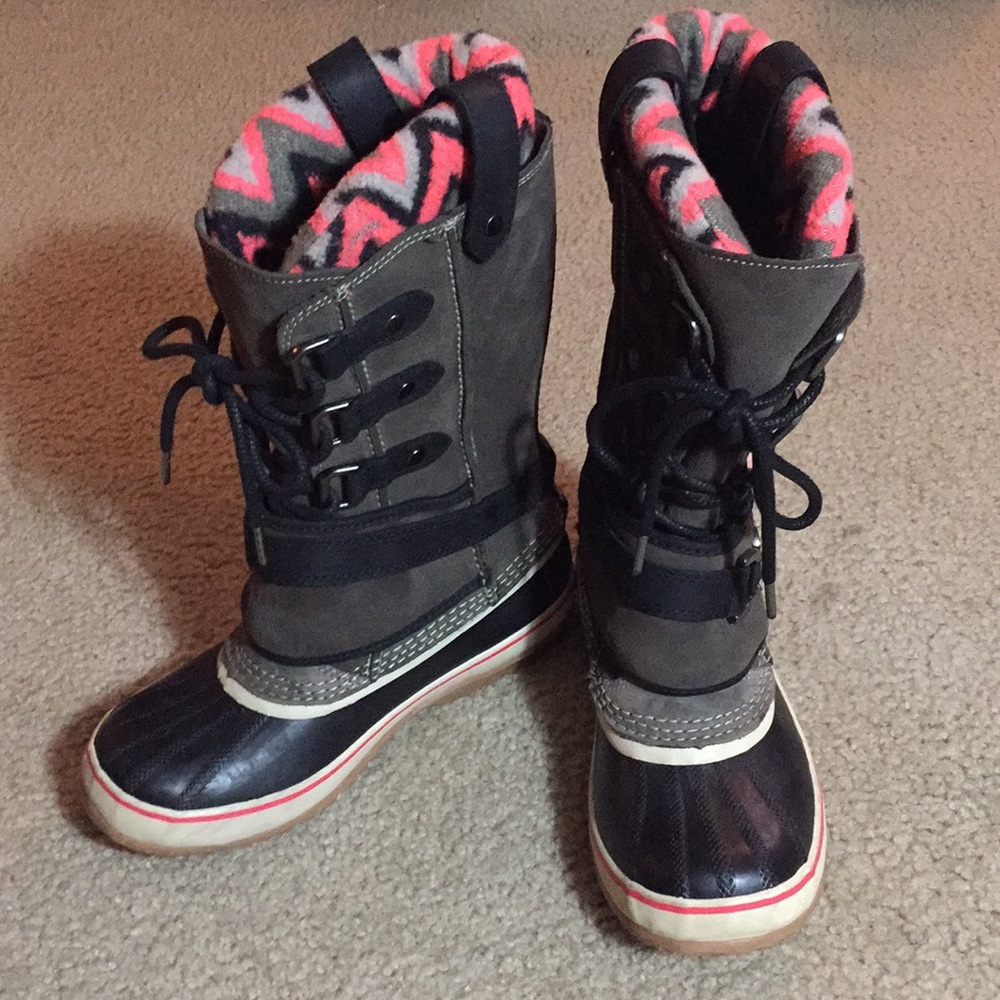 Sorel Winter Boots in Great Condition Size 8.5